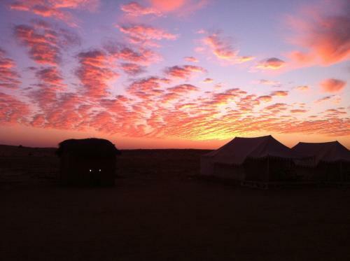 Hotel Golden Dune Camp