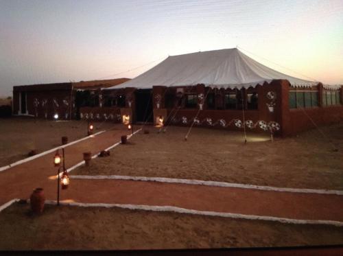 Hotel Golden Dune Camp