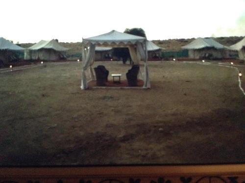 Hotel Golden Dune Camp