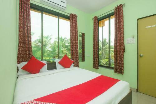 Hotel Oyo 19512 Pednekar's Home Stay