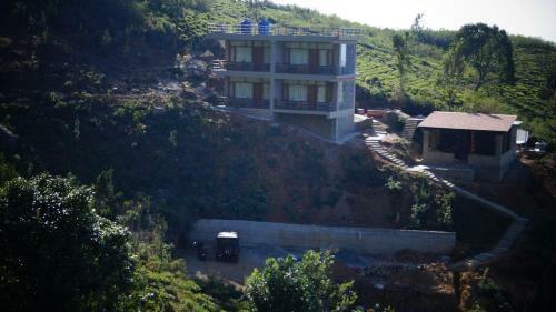 Hotel Mammoth's Cliff Jungle Resort Masinagudi