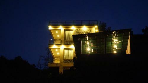 Hotel Mammoth's Cliff Jungle Resort Masinagudi