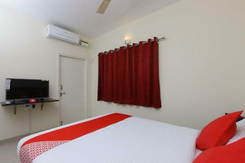 Hotel Oyo 13917 Daniel's Silver Oak Serviced Apartments