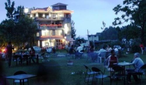 Hotel Centre Point Resorts & Club Palampur