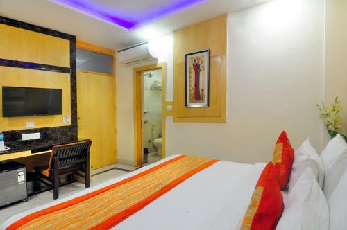 Hotel The Karlo Kastle By Check In Room