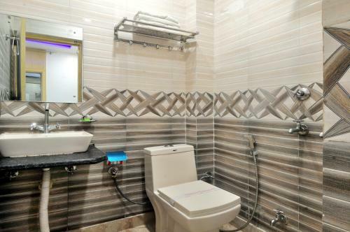 Hotel The Karlo Kastle By Check In Room
