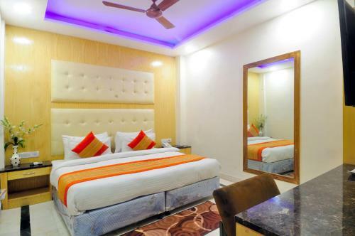Hotel The Karlo Kastle By Check In Room