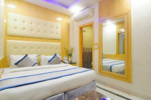 Hotel The Karlo Kastle By Check In Room
