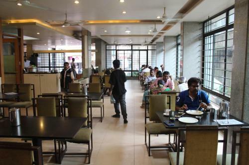 Hotel Suvarn Mandir