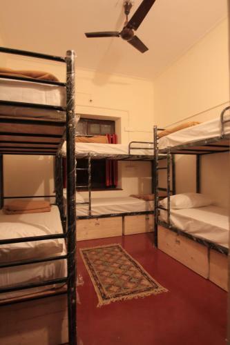 Albergue The Bunkers Ashram