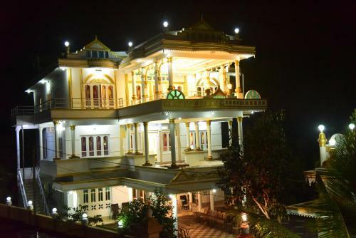 White Gold Palace