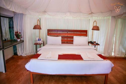 Hotel Magenta Resort