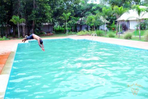 Hotel Magenta Resort