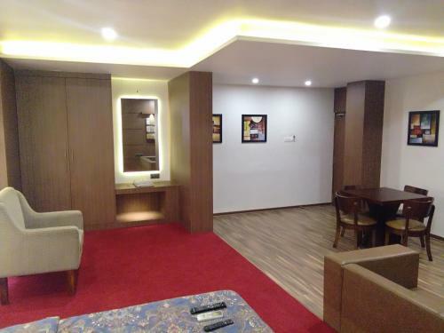 Posada President Hotel