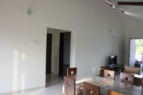 Villa Jenjon Holiday Homes - Nagaon, Alibaug