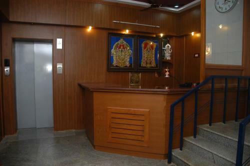 Hotel Venkkatramanaa Residency