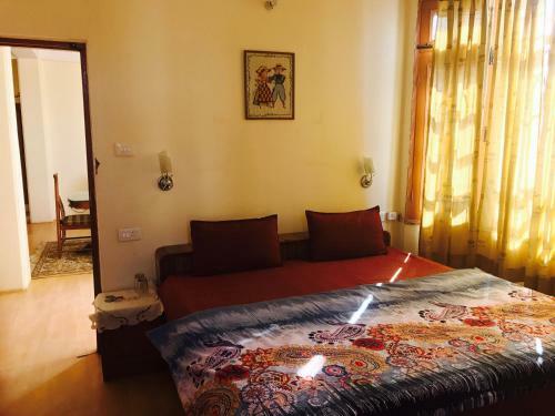 Ridgeview Homestay Near Lakkar Bazar