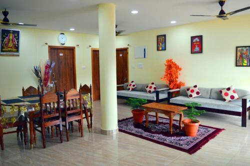 Sri Residency
