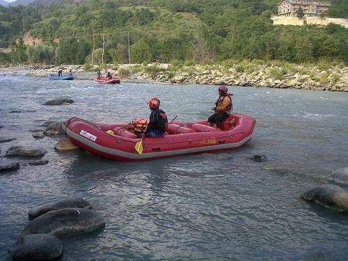 Hotel River View Resort