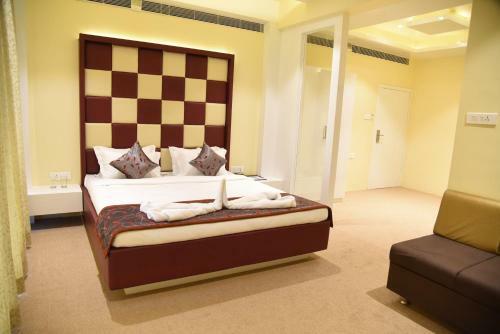 Viz Park Hotel