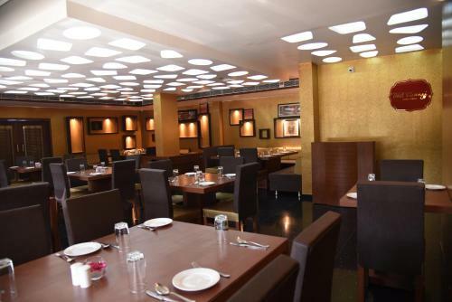 Viz Park Hotel