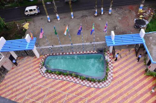 Hotel The Dolphin Palace