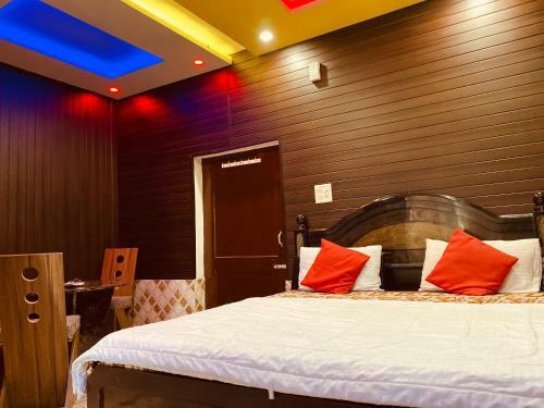 Hotel Kohinoor And Restaurant