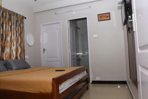 Hotel Heaven11ooty