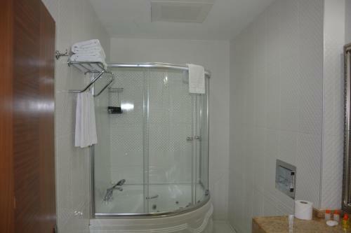 Grand Karot Hotel