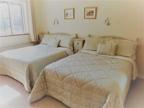 Groveside Farm B&B
