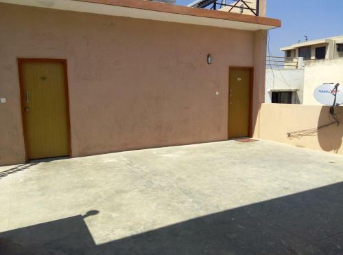 Hotel Suvarna Compact