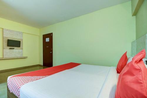 Hotel Capital O 17320 Vijaya Residency