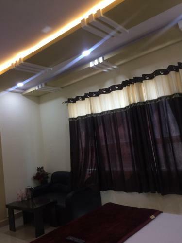 Hotel Maya Shyam