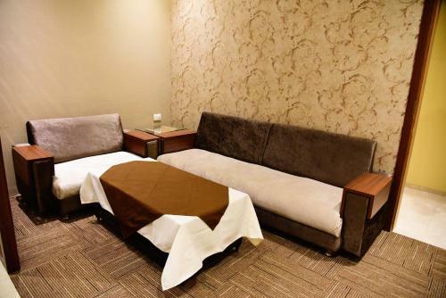 Hotel Awana