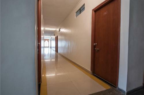 Hmr Hotels - Hmr Royal Inn