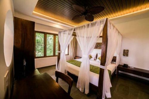 Hotel Elixir Hills Suites Resort And Spa