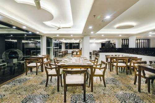 Hotel Elixir Hills Suites Resort And Spa