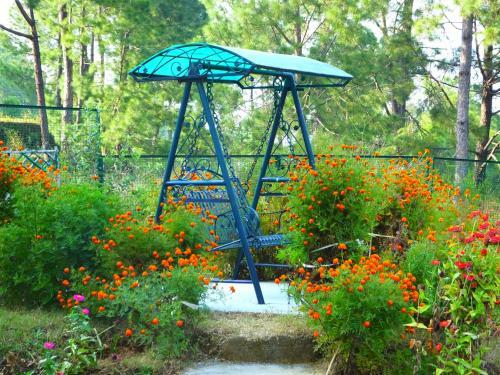 Hostie Sharanam - Mountain Villa