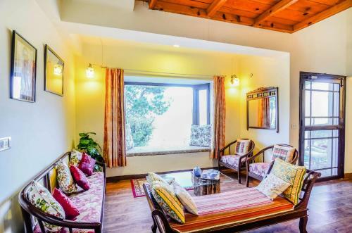Hostie Sharanam - Mountain Villa
