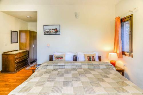 Hostie Sharanam - Mountain Villa