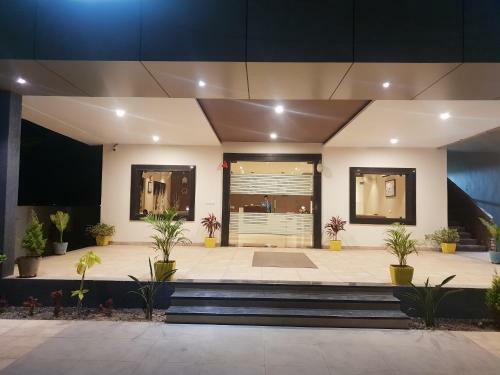 Hotel S-inn