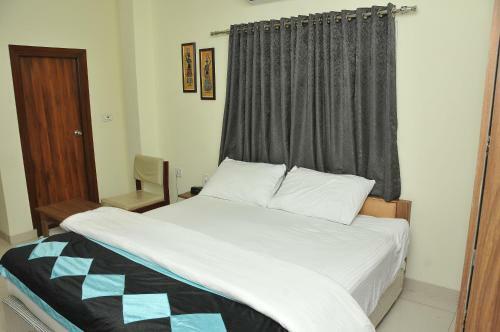 Hotel Pasupala Grand