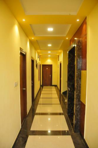 Hotel Pasupala Grand