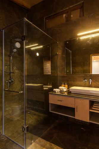 Hotel Rakkh Resort