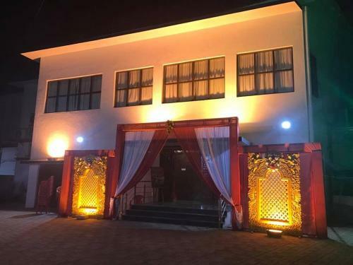 Hotel Royale Inn