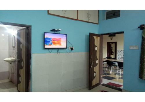 Hotel Well Furnished Rooms In Pushkar
