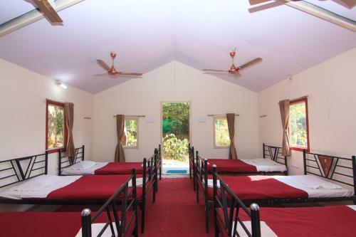 Hotel Dabhosa Waterfall Resort, A Nature Trails Resort