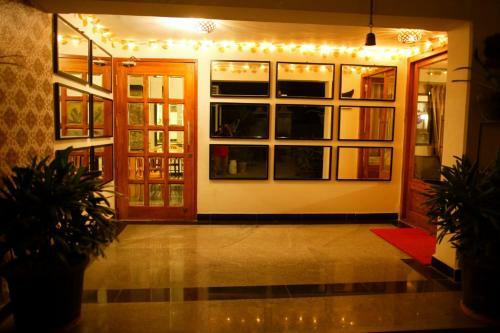 Hotel Villa Highnest - Oragadam -sriperumbudur