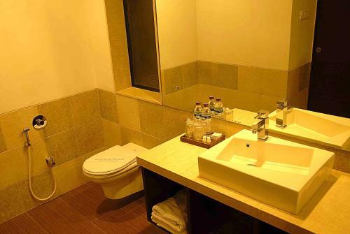 Hotel Silver Sands Beach Resort