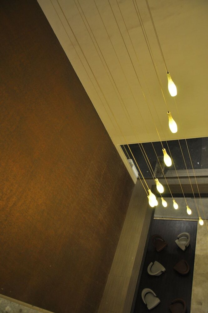 Mango Hotels Tansha Regal
